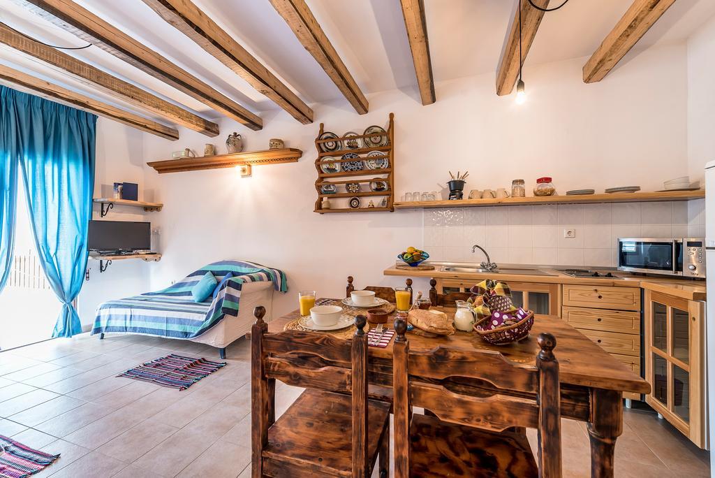 Villa Lindos Muse Экстерьер фото